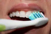 How to clean your teeth - 9 Step-by-Step Guide