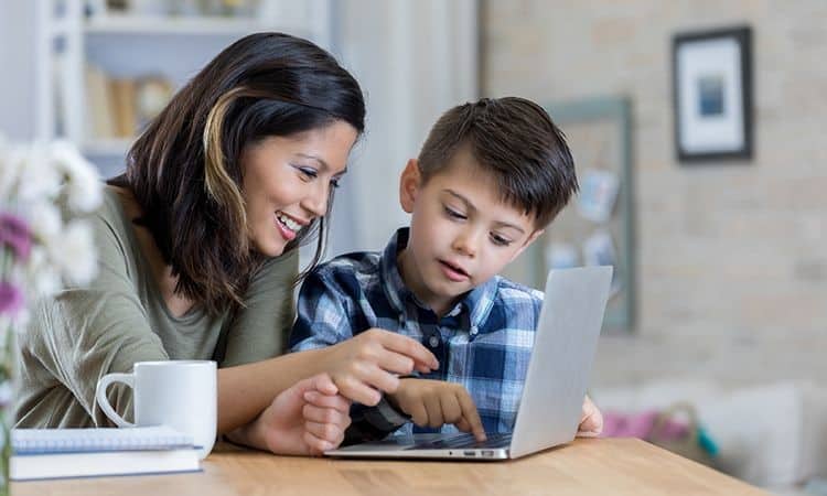 Teach Your Child Healthy Screen Time
