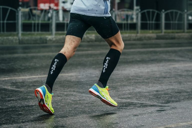 How To Choose The Right Pair Of Compression Socks?