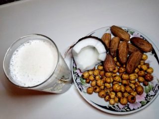benefits of tiger nuts dates and coconut drink