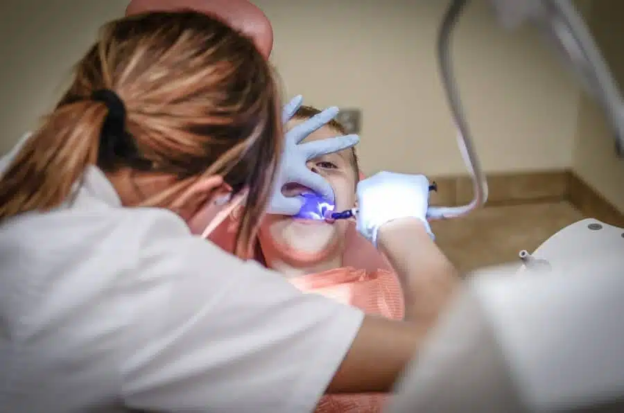A Guide to Gum Disease in Children: Symptoms, Effects, and Gum Disease Home Remedies