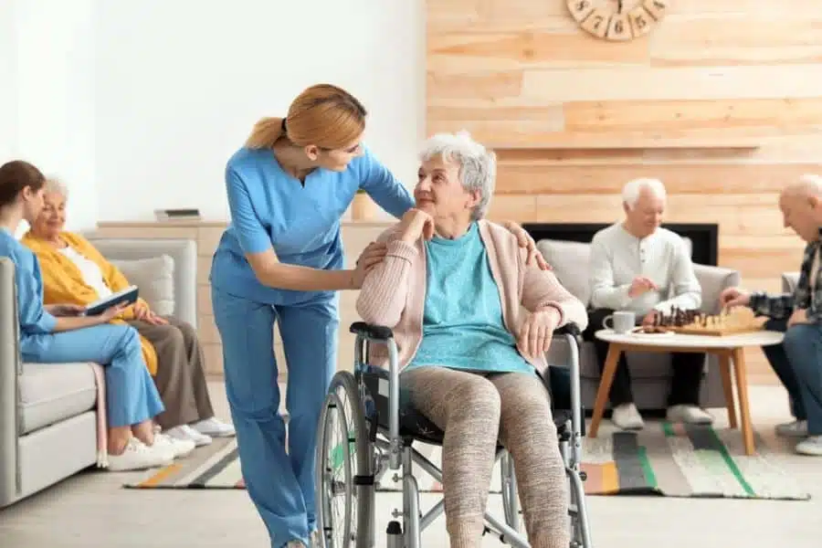 8 Tips for New Employees in Skilled Nursing Homes