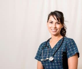 A Nurse’s Guide to Dressing Professionally and Fashionably-2