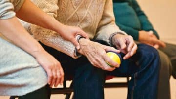 How Do Nurses Cope With The Death Of A Patient?
