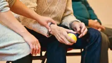 How Do Nurses Cope With The Death Of A Patient?