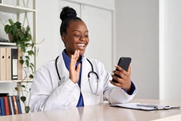 What the Start of 2022 Will Look Like for Doctors and Nurses