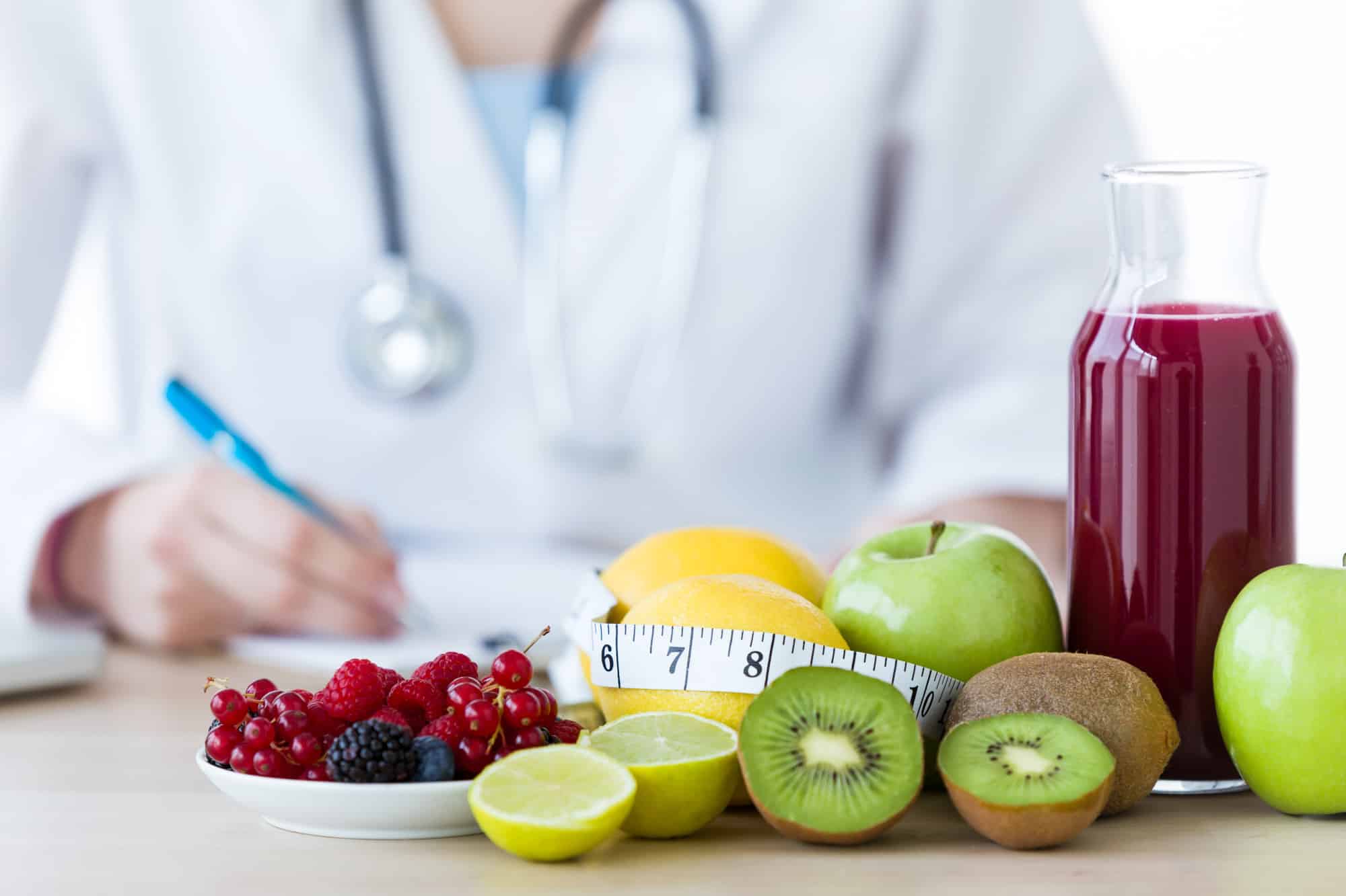 Nutritionist vs Registered Dietician: What Are the Differences?