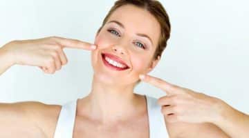 6 resolutions that will help keep your pearly whites shining bright in 2023!
