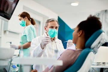 5 Signs You Need To See A New Dentist