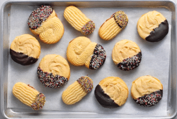 A Super Easy and Simple Recipe on How to Bake Italian Butter Cookies | You’ll Never Have To Buy Them from A Store or The Bakery Again.