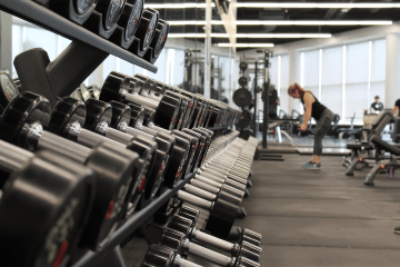 Why 30% Of People Experience Performance-Based Anxiety In The Gym