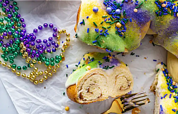 Mardi Gras King Cake - Healthsoothe