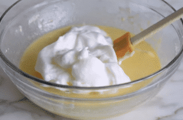 Making Lemon Pudding Cakes - Healthsoothe