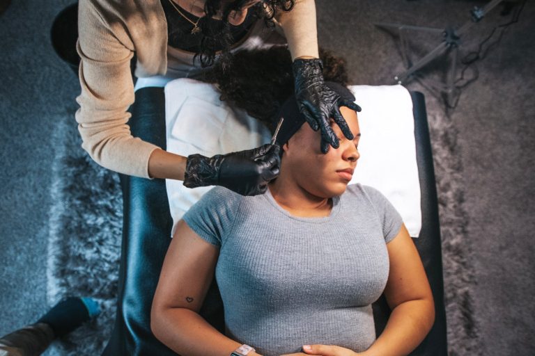 Here's What Dermatologists Are Saying About Dermaplaning