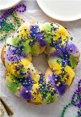 Making King Cake: Decoratig Your King Cake For Mardi Gras - Healthsoothe