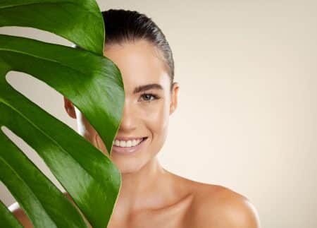 5 Benefits of Using Clean Plant-Based Ingredients for your Skin Products