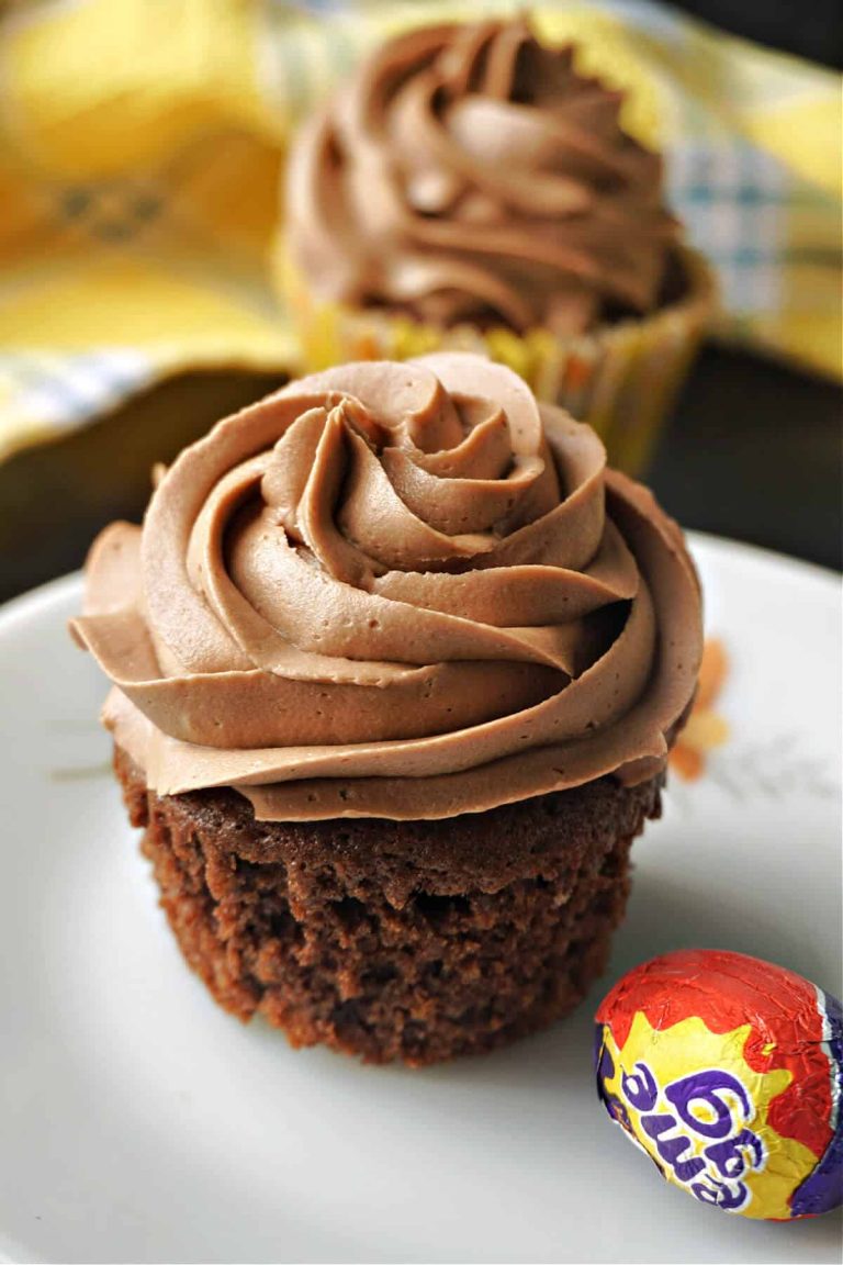 Cadbury Creme Cupcakes | Get the Best Step-by-Step Recipe on How to Make Delicious Cadbury Creme Cupcakes with Instructional Photos and Secrets Tips & Tricks cadbury creme cakes - Healthsoothe