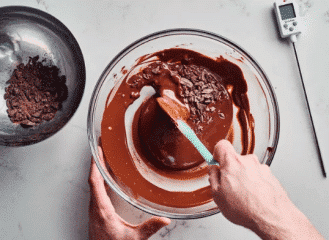 Hot chocolate bombs - Healthsoothe