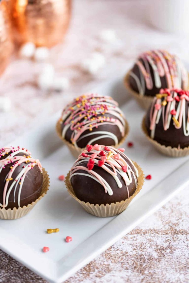 Hot chocolate bombs - Healthsoothe