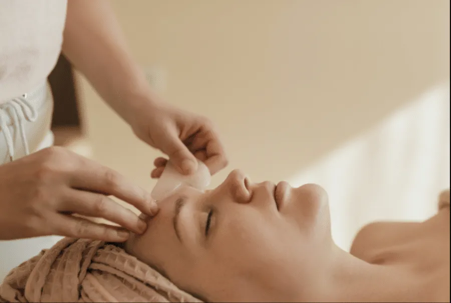 The Hype For Hyaluronic Acid: What Is It, Benefits &Amp; How It Works