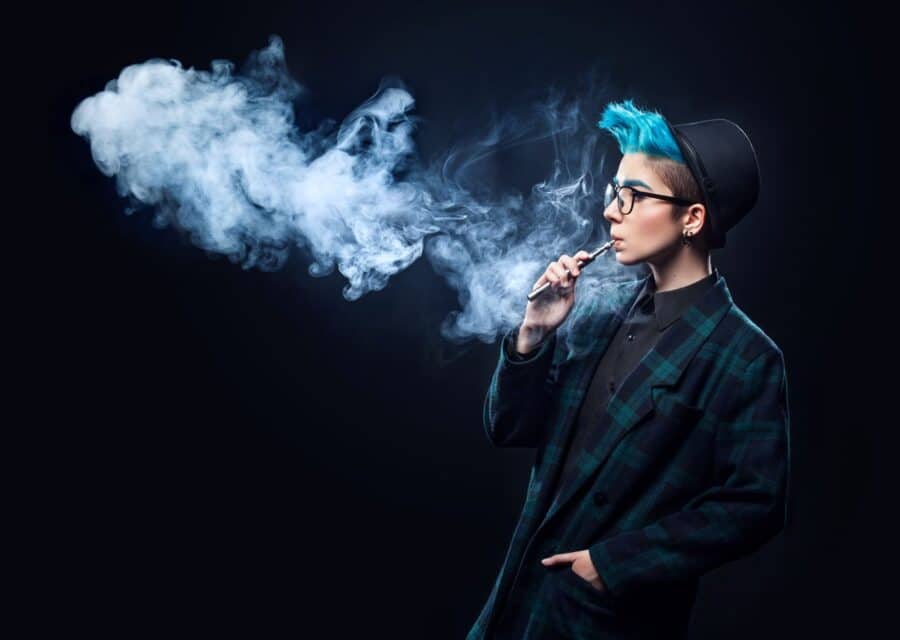 How To Use Thc Vapes Safely And Effectively_Compress97