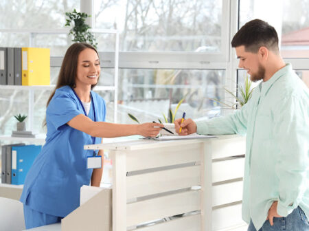 What Does A Medical Receptionist Do
